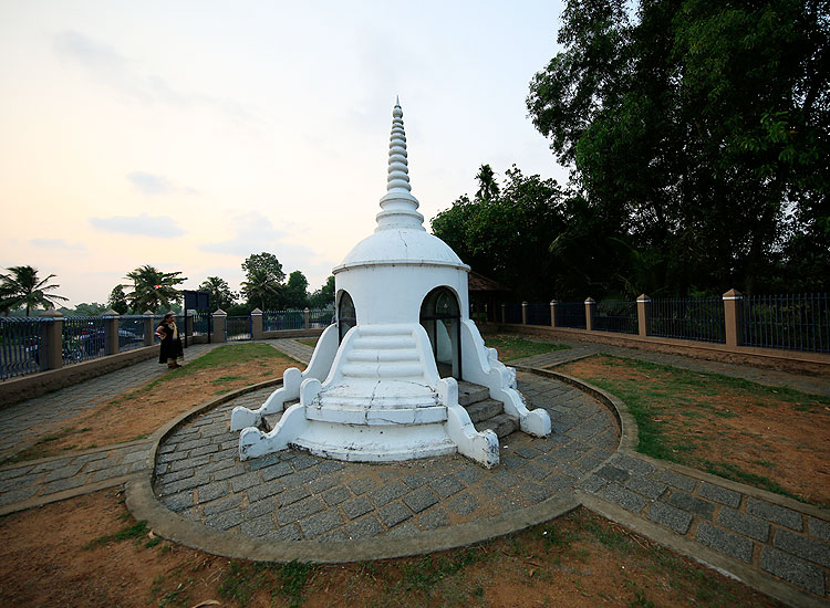 Karumadikuttan