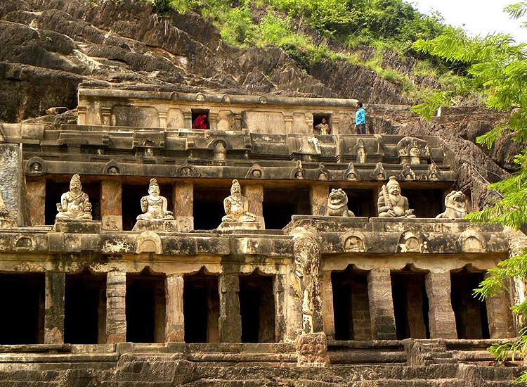 Undavalli and Mogalarajapuram Caves, Andhra Pradesh