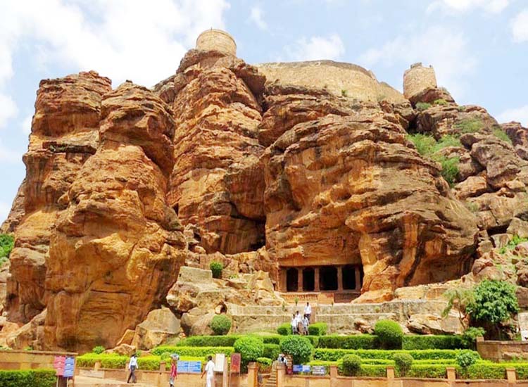 Bhimbetka Caves, Madhya Pradesh
