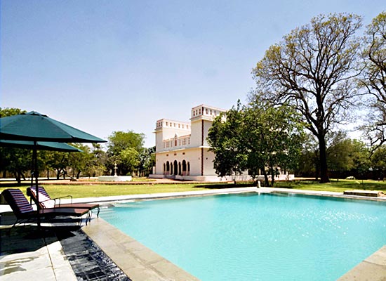 Bijay Niwas Palace Rajasthan Poolside