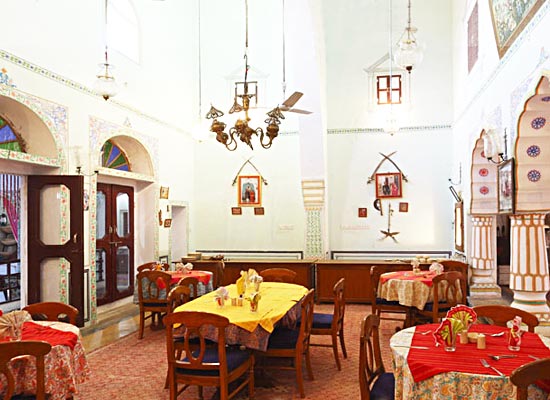 castle pachar shekhawati sitting area