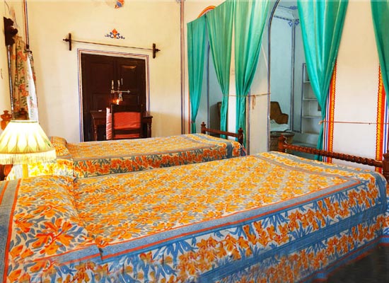 castle pachar shekhawati bedroom