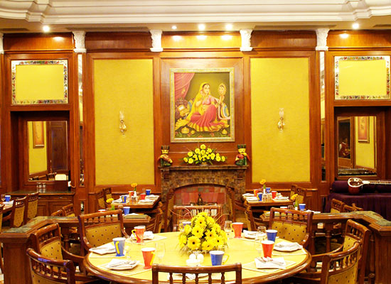 Laxmi Vilas Palace Bharatpur dining area