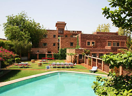 Hotel Karni Bhawan Jodhpur pool view