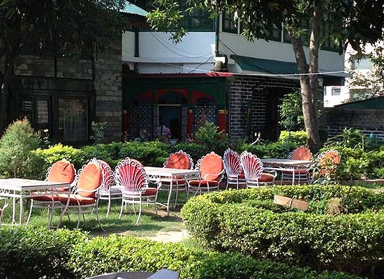 Garden Area of Rajmahal Palace Hotel Mandi, Himachal Pradesh