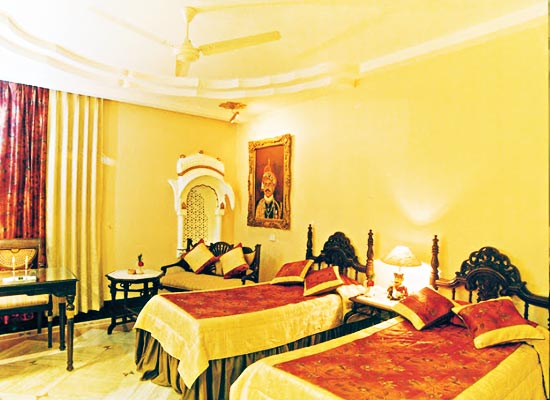 Basant Vihar Palace Bikaner Room