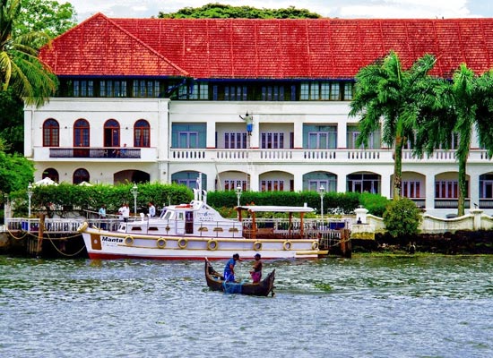 Brunton Boatyard Hotel Kochi Outside