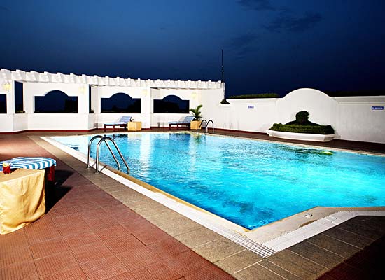 swimming pool at Residency Tower Kerala