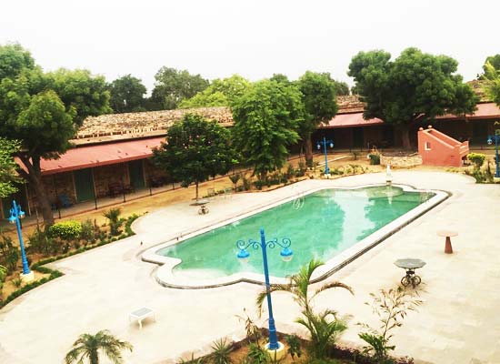 Castle Kanota jaipur pool view