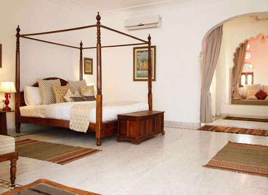 Bedroom at Talabgaon Castle Dausa, Rajasthan