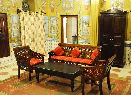 Malji Ka Kamra shekhawati sitting area