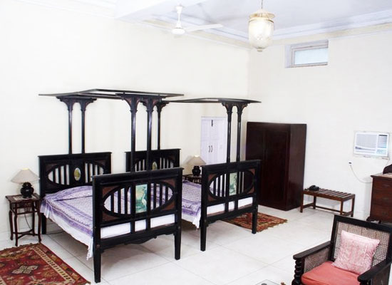 Fort Unchagaon Uttar Pradesh Room