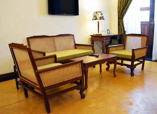 Sitting Area at Palais de Mahe Pondicherry