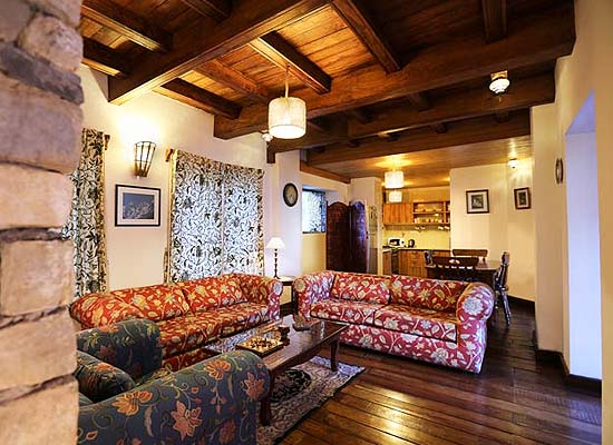 Rokeby Manor Hotel mussoorie sitting area