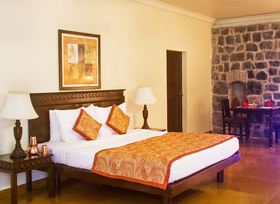 Fort Jadhavgarh Pune Rooms