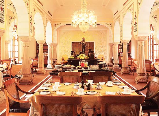 Oberoi Raj Vilas jaipur dining sitting area