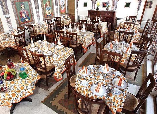 Mandawa Haveli Jaipur dining area