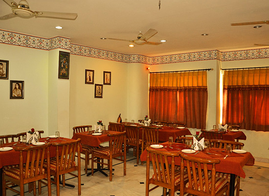 Hotel Sarang Palace jaipur sitting area