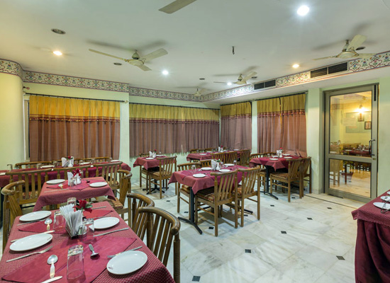 Hotel Sarang Palace jaipur dining room