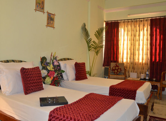 Hotel Sarang Palace jaipur delux room