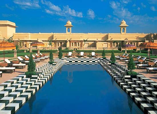 Swiming pool at Oberoi Udaivilas Udaipur