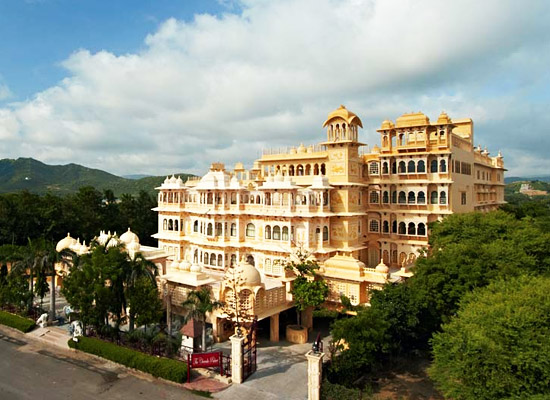 Chunda Palace udaipur facede