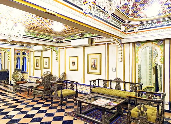 Chunda Palace udaipur living area