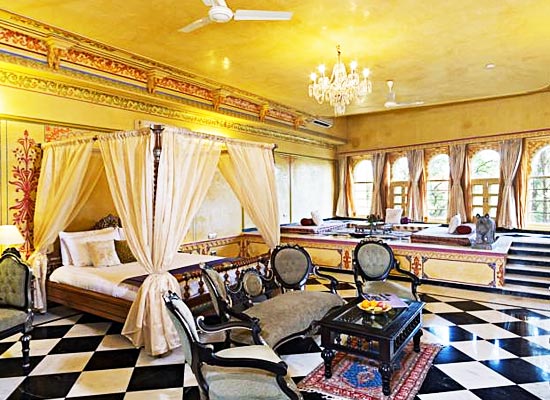 Chunda Palace udaipur sitting area