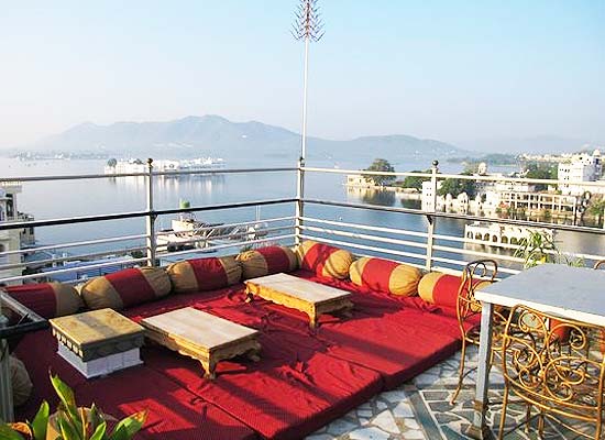 Mewar Haveli udaipur lake view