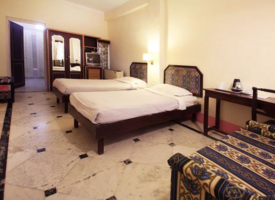 Himmatgarh Palace jaisalmer bedroom