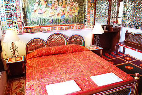 Hotel Heritage Mandawa shekhawati bedroom