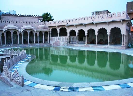 Pushkar Bagh Swimming Pool