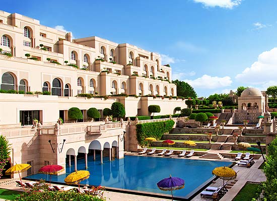 Oberoi Amar Vilas Agra poolside