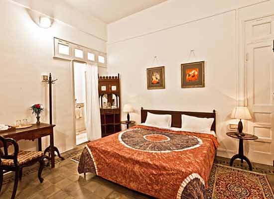 Divan's Bungalow ahmedabad bedroom