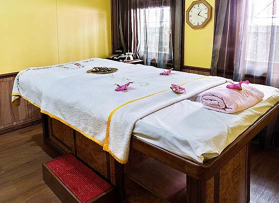 MayFair Darjeeling spa hall