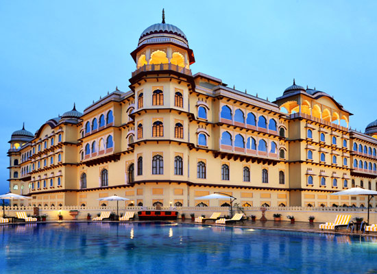 Noor Mahal karnal facade