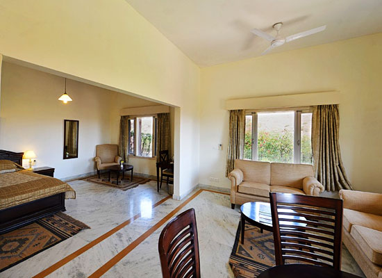 Bijolai Palace Jodhpur bedroom