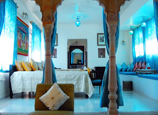 Chanoud Garh pali bedroom