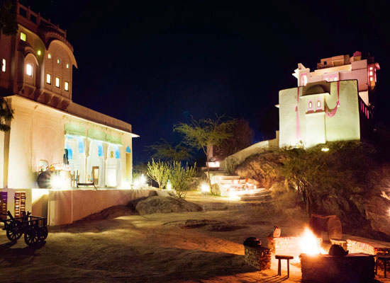 Lakshman Sagar pali facade