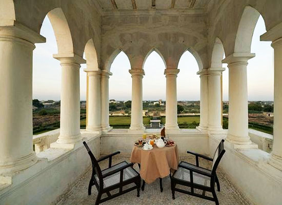 Ambika Niwas Palace in Muli, Gujarat Outdoor Sitting