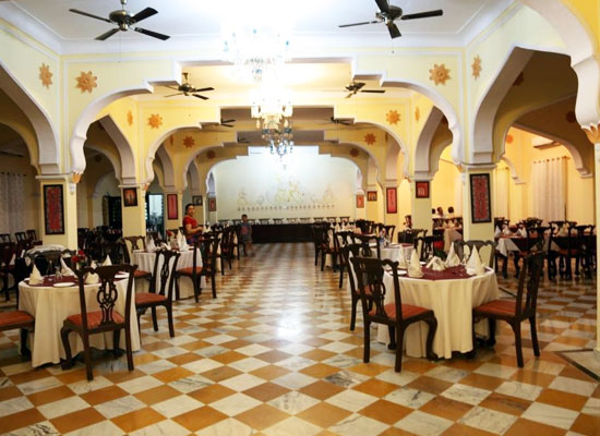 Hotel Raj Mahal orchha sitting area