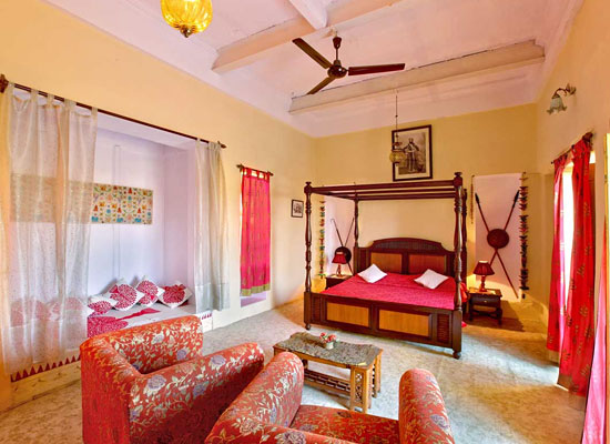 Fort Dhariyawad Udaipur Bedroom
