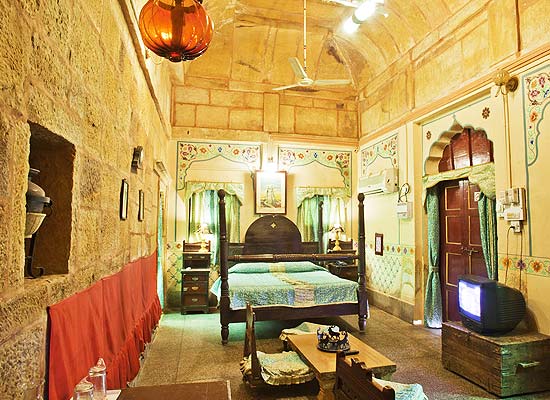 Nachana Haveli Jaisalmer bedroom