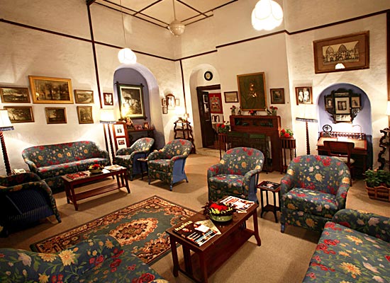 Connaught House mount abu sitting area